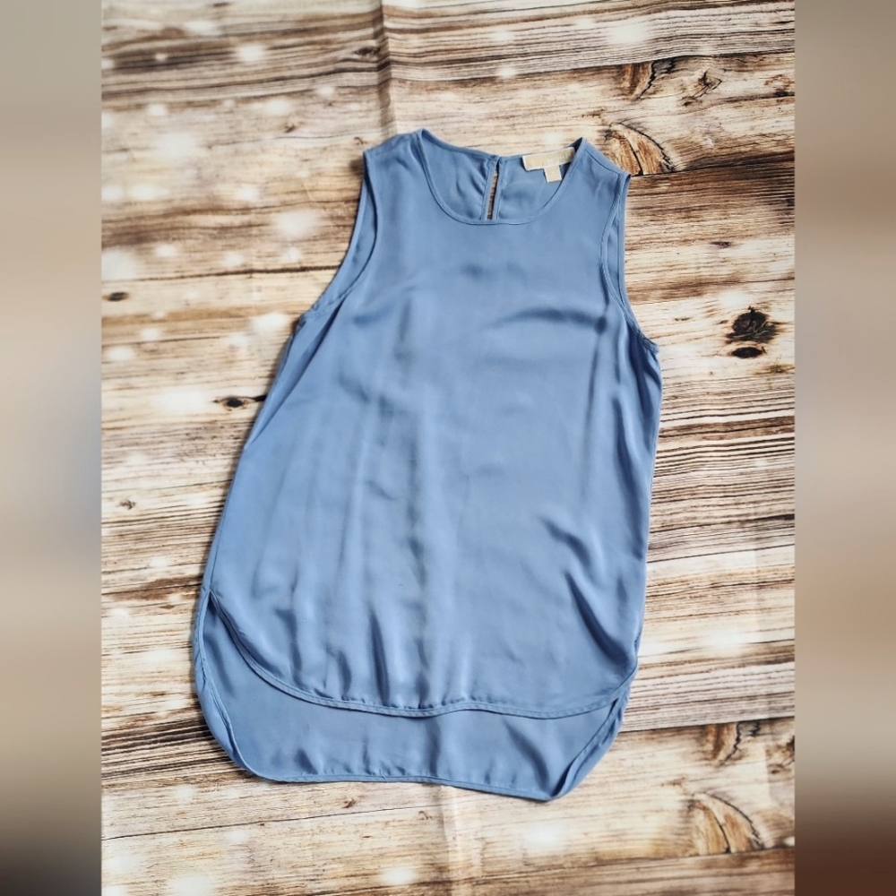 Sleeveless Blue Blouse